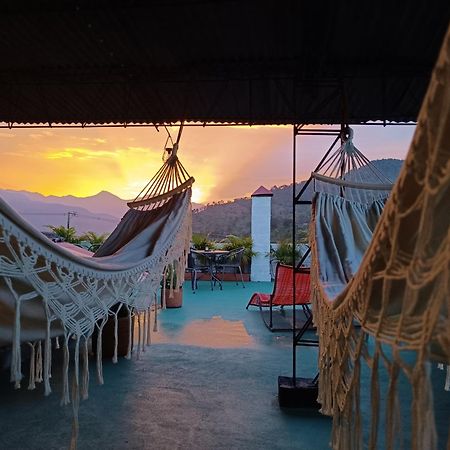 Magic Jardin Hostel - Patio, Balcony & Rooftop エクステリア 写真