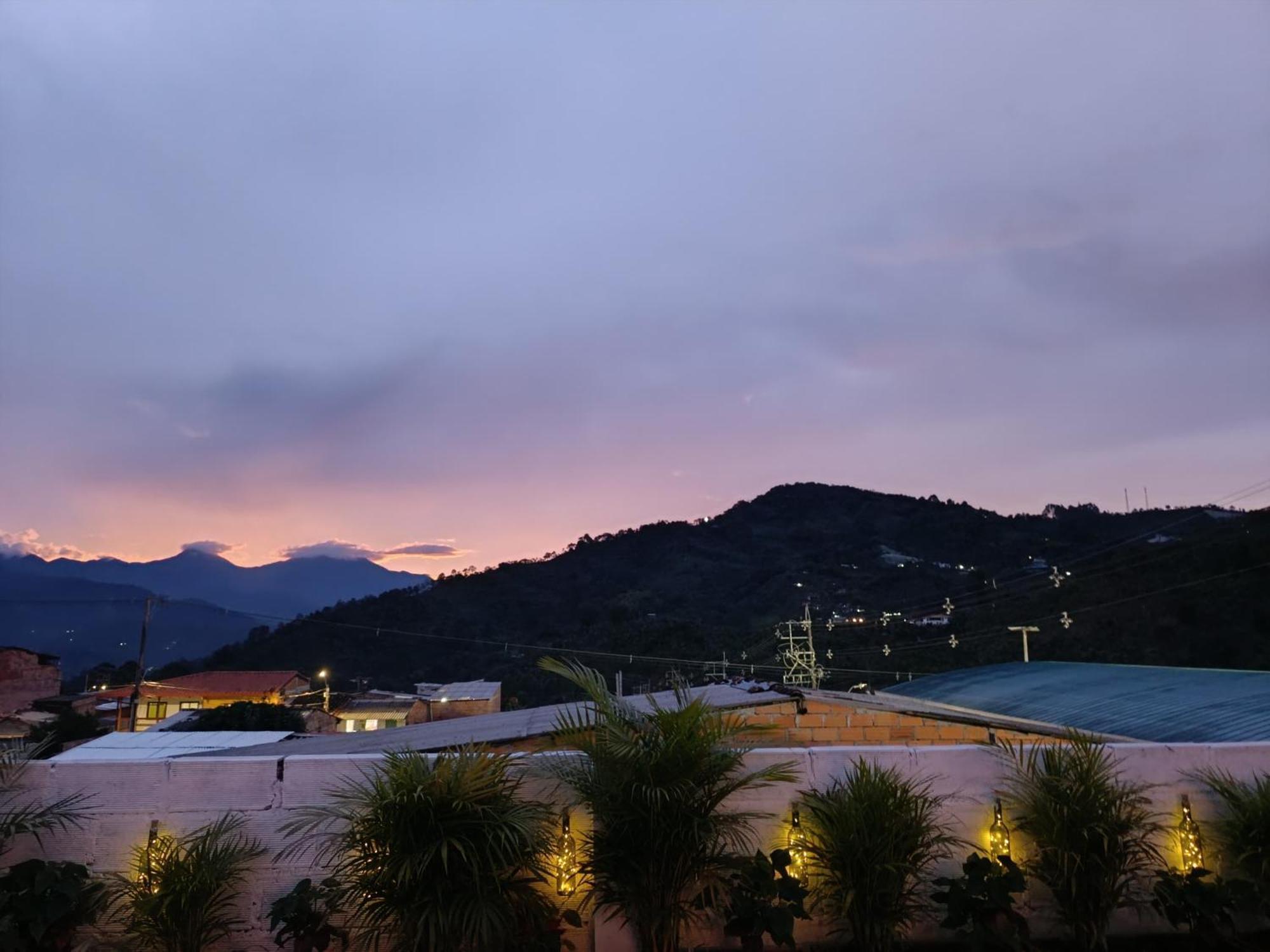 Magic Jardin Hostel - Patio, Balcony & Rooftop エクステリア 写真