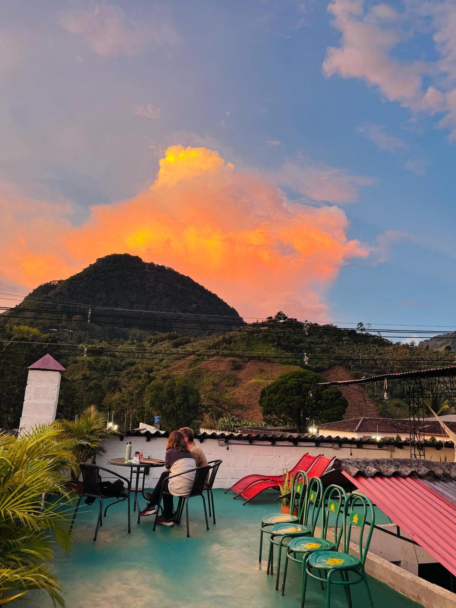 Magic Jardin Hostel - Patio, Balcony & Rooftop エクステリア 写真